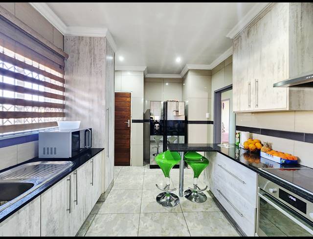 3 BEDROOM HOUSE FOR SALE IN MEYERTON PARK